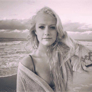 阿布夏树主演的电影在线观看
